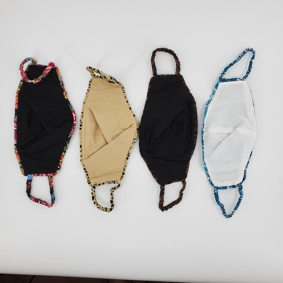NWT Wayf set of 4 Fabric face masks. - Picture 3 of 4